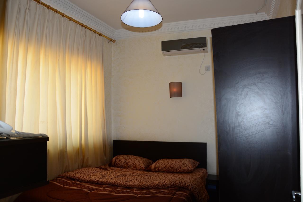 Teeba Palace Hotel Suites Амман Екстер'єр фото