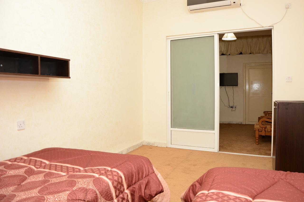 Teeba Palace Hotel Suites Амман Екстер'єр фото