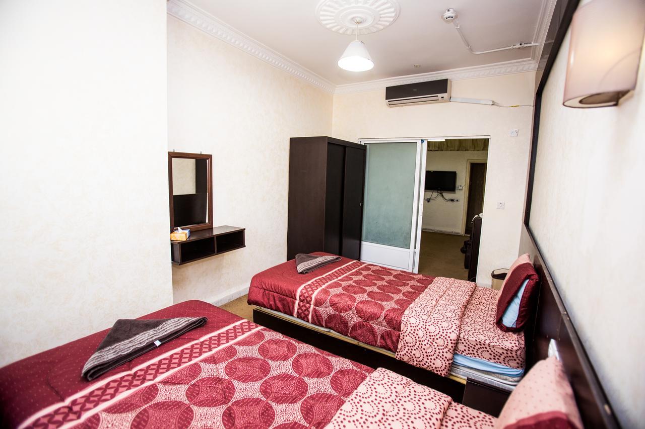 Teeba Palace Hotel Suites Амман Екстер'єр фото